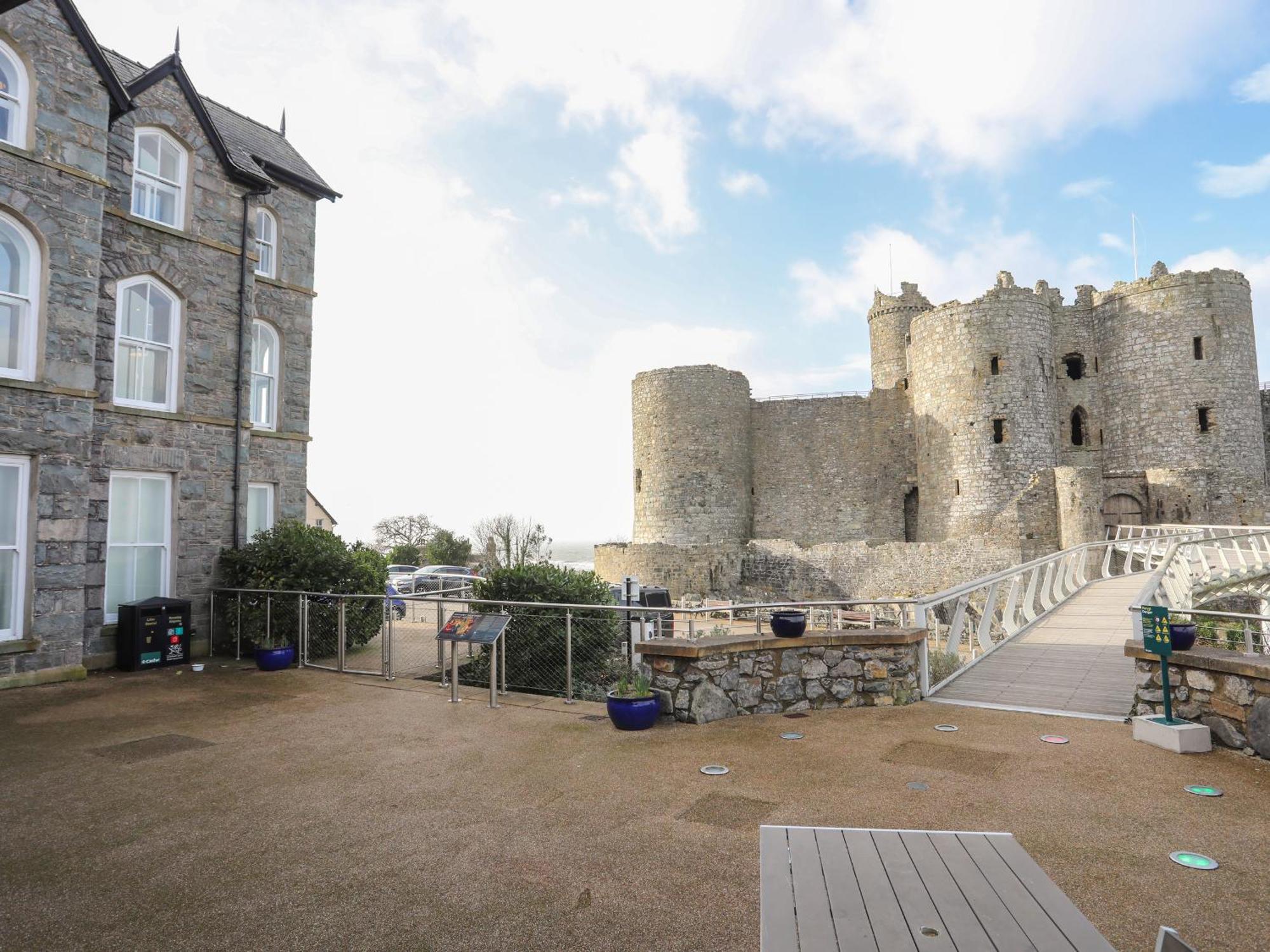 Harlech Apartments - Matholwch Zewnętrze zdjęcie